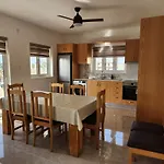 Kafkalia Sea Breeze בית נופש