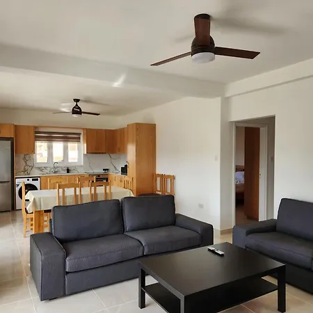 بيت للعطل Kafkalia Sea Breeze *