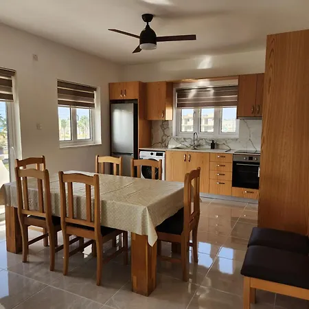 Kafkalia Sea Breeze بيت للعطل