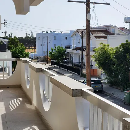 بيت للعطل Kafkalia Sea Breeze *