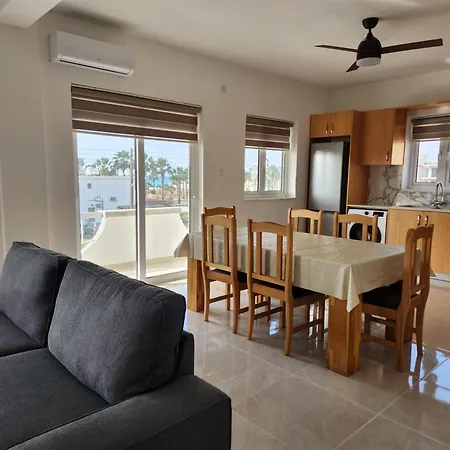 بيت للعطل Kafkalia Sea Breeze *