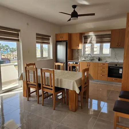 Kafkalia Sea Breeze بيت للعطل