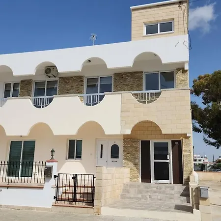 Kafkalia Sea Breeze * لارنكا