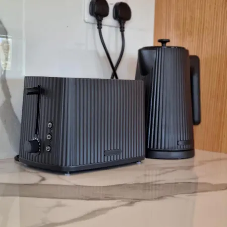 Kafkalia Sea Breeze بيت للعطل لارنكا