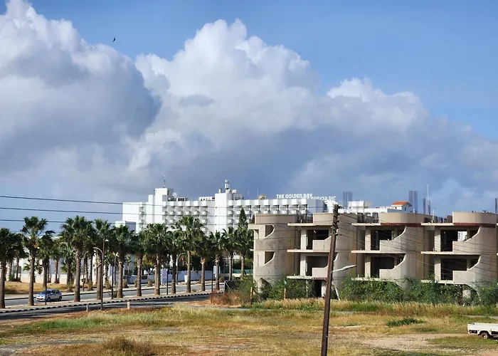 Kafkalia Sea Breeze ラルナカ